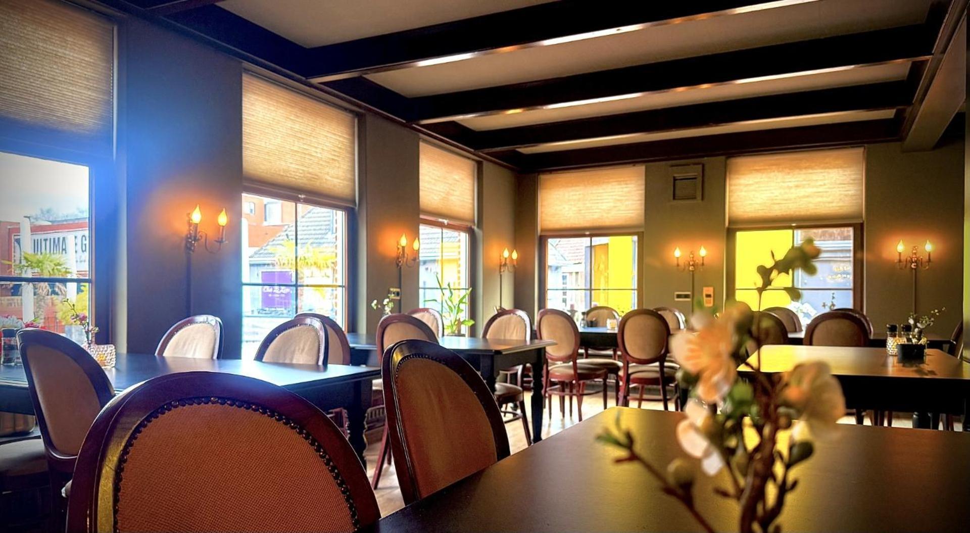Hotel Restaurant 'T Ronde Loegh Winschoten Exterior photo